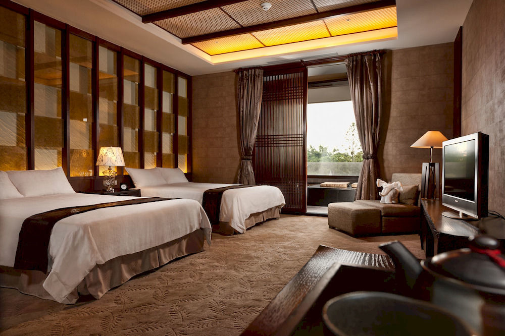 Spring Hill Resort Tianliao Exteriör bild