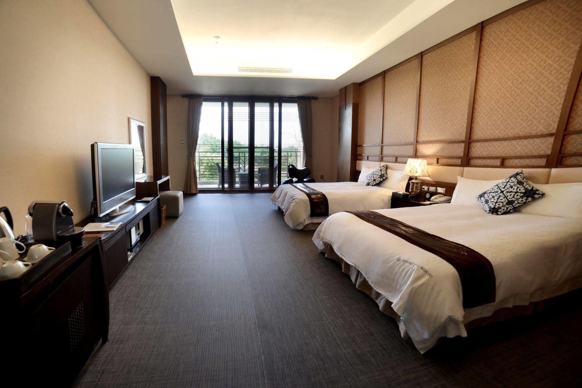 Spring Hill Resort Tianliao Exteriör bild